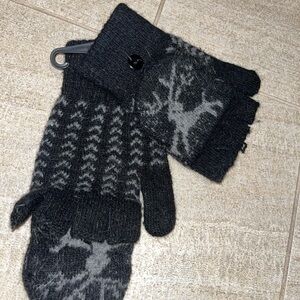 Black and Gray Knit Gloves with reindeer fingerless with flap